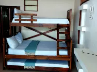 El Castillo Monte Campana Hotels in Tarcoles