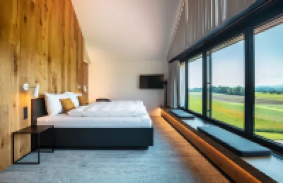 麥卡爾豪華B&B 酒店