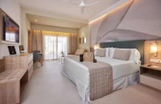 裏烏宮馬考酒店 - 限成人- 全包