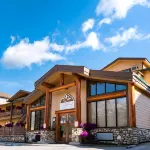 Rundle Mountain Lodge - Pet Friendly