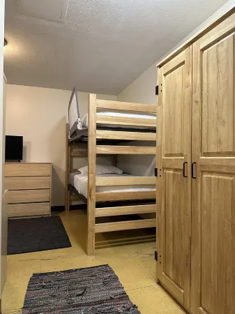 5 Beds Downtown Apt Very Quick Walk Everywhere