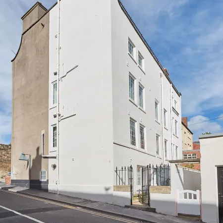 Host & Stay - Devereux House