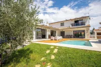Villa Angelica - Homestays