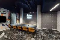 For Students Only Canvas Manchester