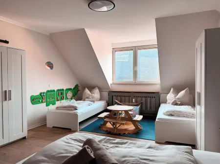 Luga Homes - Nikolaikirche Отели рядом с достопримечательностью «Зоопарк Лейпцига»