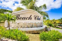 Pristine Bay Villa 1304 with large pool - 3 bedroom condo