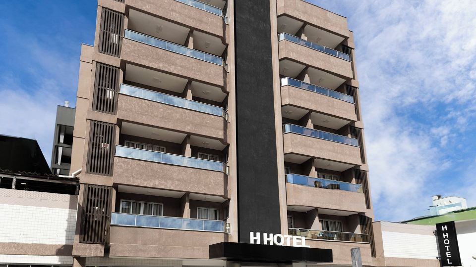 H Hotel