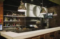 CityFlatsHotel - Grand Rapids, Ascend Hotel Collection - bar