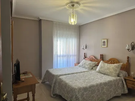 Hotel Covadonga Отели в г. Побладура-дель-Валье