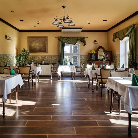 Hotel Stara Poczta Отели в г. Тыхы