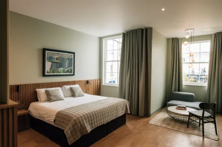 Haslem Hotel Отели рядом с достопримечательностью «Ulster Aviation Society»