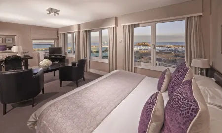 La Fregate Hotel Отели в г. Saint Peter Port