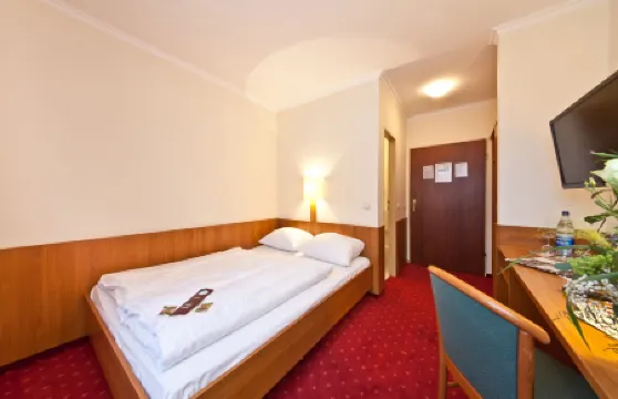 Hotel Primus Frankfurt Sachsenhausen Отели рядом с достопримечательностью «Цайль»