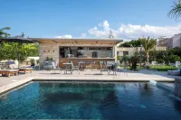 Eleanthi Modern Living - Pools