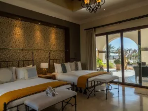 Orchid House Baja