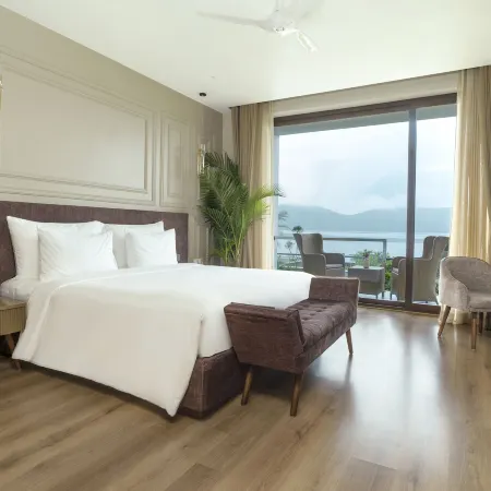 'Zana' Lakeview Resort - Most Scenic Lakeside Resort