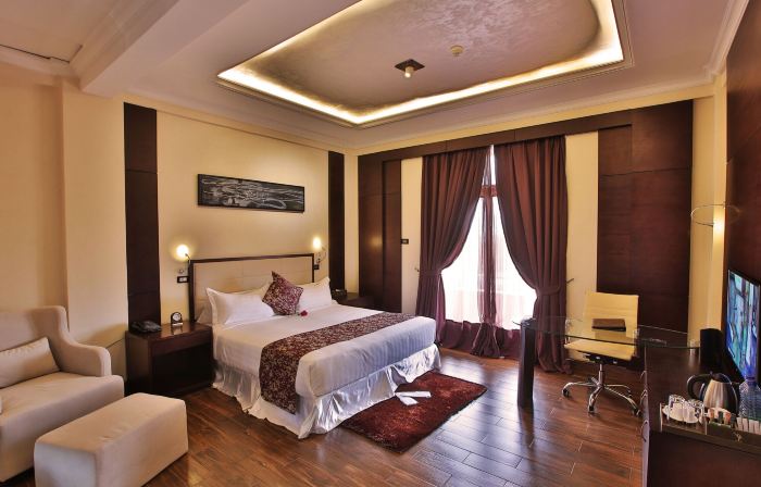 Rori Hotel