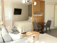 لاميرا سيرفيسد أبارتمنتس زيوريش سيتي Hotels near 2 - فولسهوفن - إنغه
