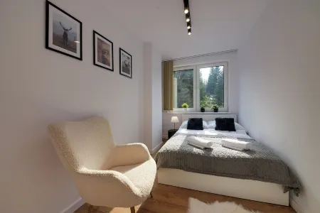 RentPlanet - Apartamenty Żeromskiego Отели рядом с достопримечательностью «Golden View»