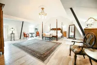 StoneHaven le Manoir - Relais & Châteaux Hotels in Val-David