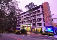 Le Monet Hotel Hotels in der Nähe von Our Lady of Fatima Parish