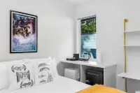 Leia's Rebel Princess Suite Hotels in Bainbridge