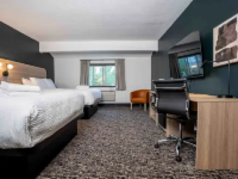 Northwinds Hotel Revelstoke Hotels in Revelstoke