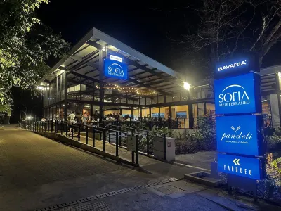 Peaceful Apartment in Tamarindo, 50m to the Beach - Sofia Apartments Các khách sạn ở 