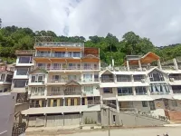 Dunn Perk Manor Hotels in Barog