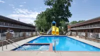 South Shore Inn - Pools
