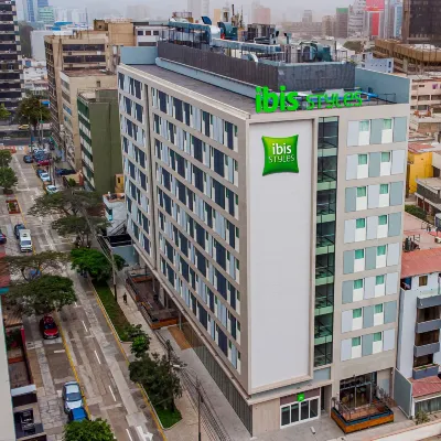 Ibis Styles Lima San Isidro Hotels near La Victoria