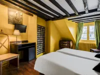 Absolute Hotel Paris République Hotels near 10th arr.
