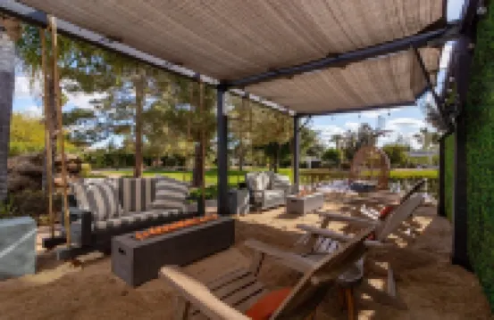 Spacious 6-bdrm Resort home in Scottsdale , Sleeps 16+ fitness room, Pickleball