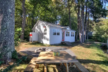 Cozy new cabin on Lac Courte Oreilles!!