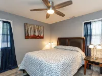 Cozy Raleigh Escape 3Br Outdoor Escape Hotels in Garner