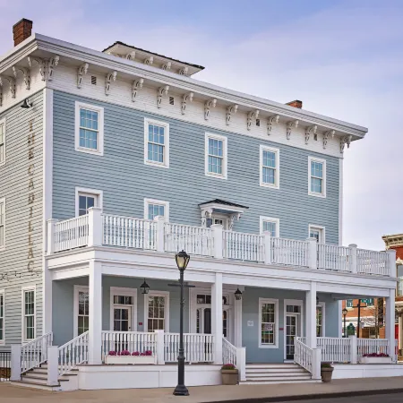 The Cadillac House Lexington, Tapestry Collection by Hilton