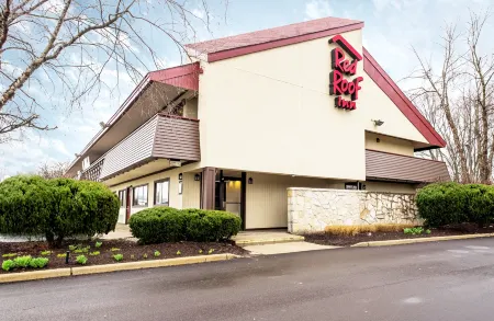 Red Roof Inn Indianapolis South Отели рядом с достопримечательностью «Expo Bowl»