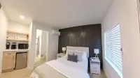 Stylish Studio with Smart Check-In and Quick Access - Cozy Modern Oasis Hotels in Coeur d'Alene