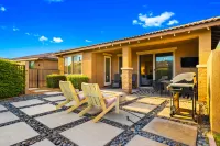 Private Pool, Spa and Golf Course Views - Stunning Desert Escape