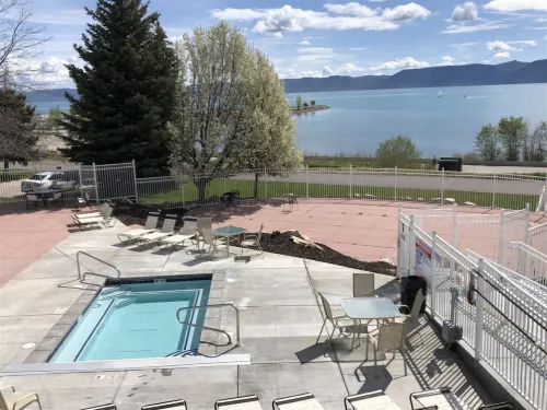 Elegant Retreat - Rooftop Terrace, Spa-Inspired Amenities Hotel a Garden City