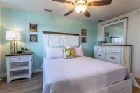 Luxury Cottage Near Legoland & Chain of Lakes Hotels in Lake Hamilton