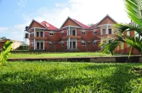 Country Inn Masindi - parking
