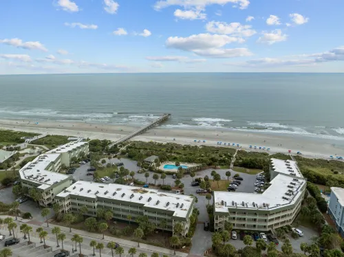 Modern Oceanfront 3rd Floor Condo w/Amazing Ocean View! Pool & Pier Access! 棕櫚島住宿飯店