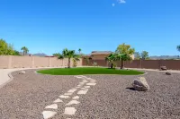 Sparkling Heated Pool and Mountain Views - Luxurious Desert Oasis