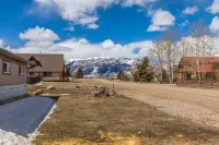 Cozy Cabin with Fenced Yard and Wood Stove - Charming Retreat