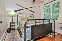 Cozy Fireplace and Full Kitchen - Charming Cottage Escape