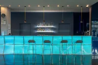 Holiday Inn Express LISBON - ALFRAGIDE by IHG - bar