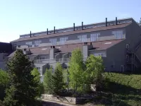 Expansive Loft and Balcony Views - Charming Family Retreat