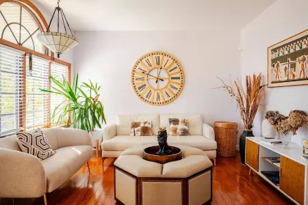 Comfortable & Spacious Luxury Home w/ Chef’s Kitchen only 15 mins to Boston