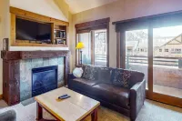 Ski-In/Out Condo with Shared Pool, Hot Tub & Sauna - Walk to Village Hotels near High Country Tours